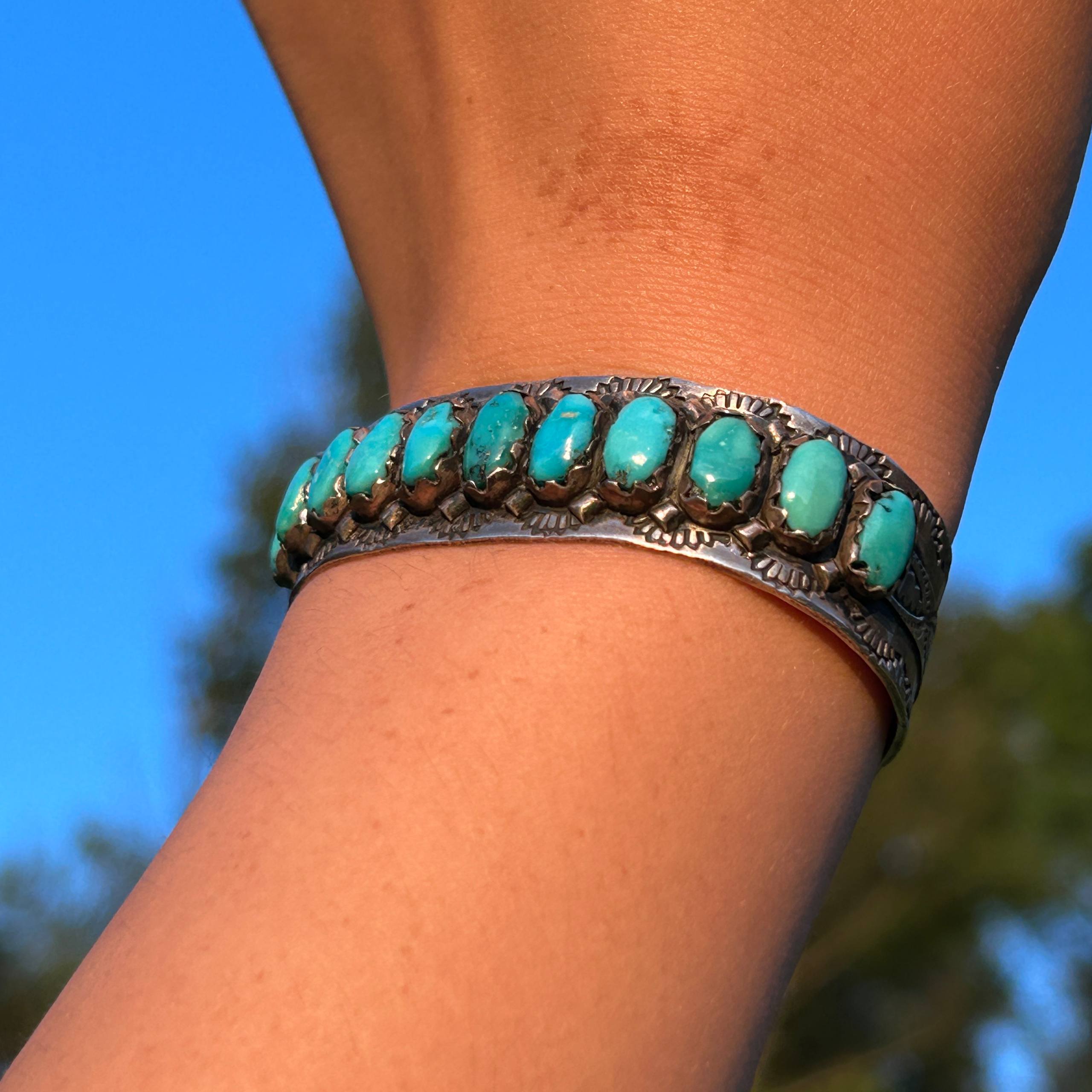 Vintage Navajo/ZUNI FRED WEEKOTY Turquoise Solid 925 Sterling Silver Bracelet - Image 9