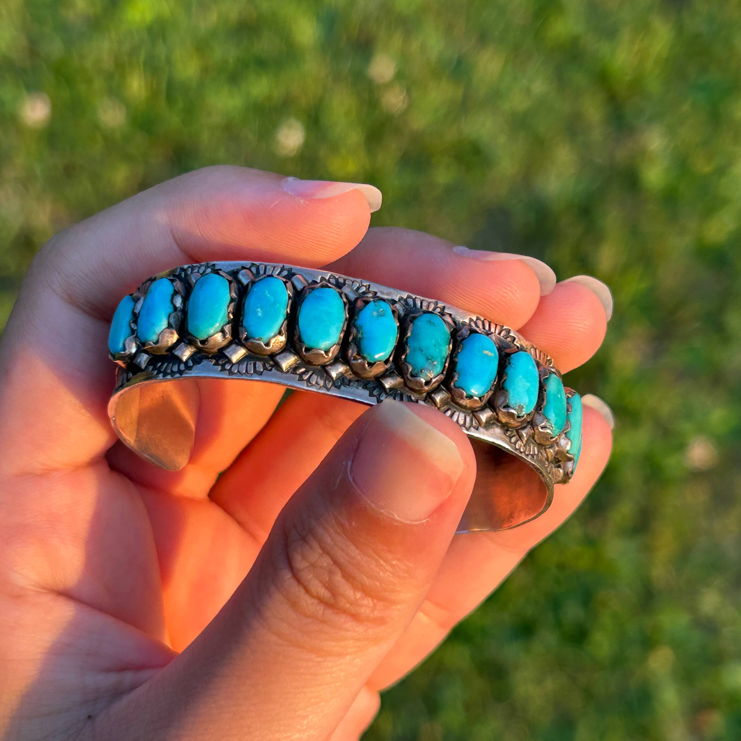 Vintage Navajo/ZUNI FRED WEEKOTY Turquoise Solid 925 Sterling Silver Bracelet - Image 16