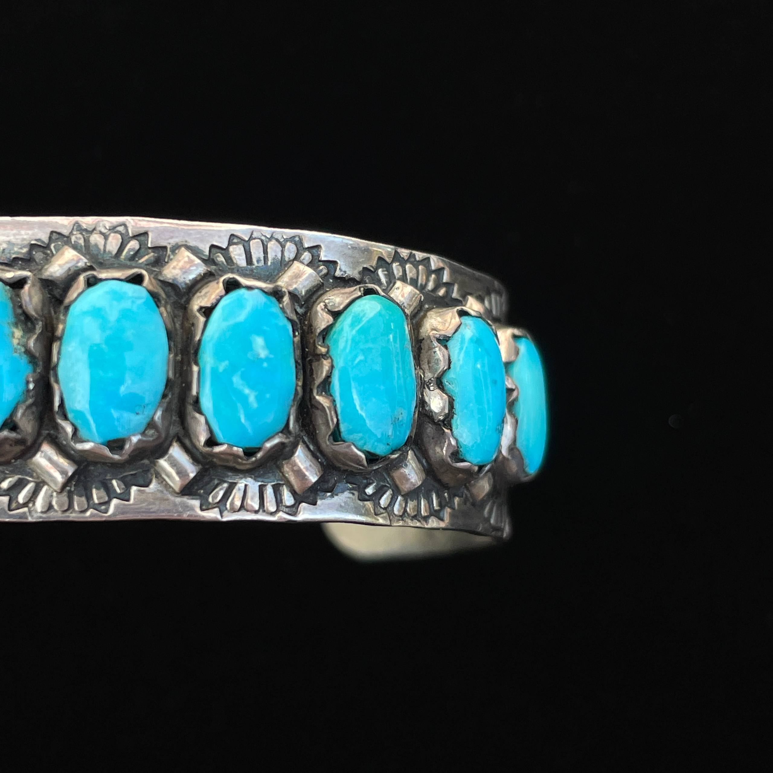 Vintage Navajo/ZUNI FRED WEEKOTY Turquoise Solid 925 Sterling Silver Bracelet - Image 24